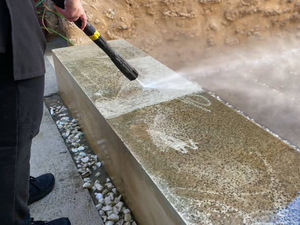 Why Choose Our Certified Pressure Washing Experts for Your Project Needs in Tracyton, WA?